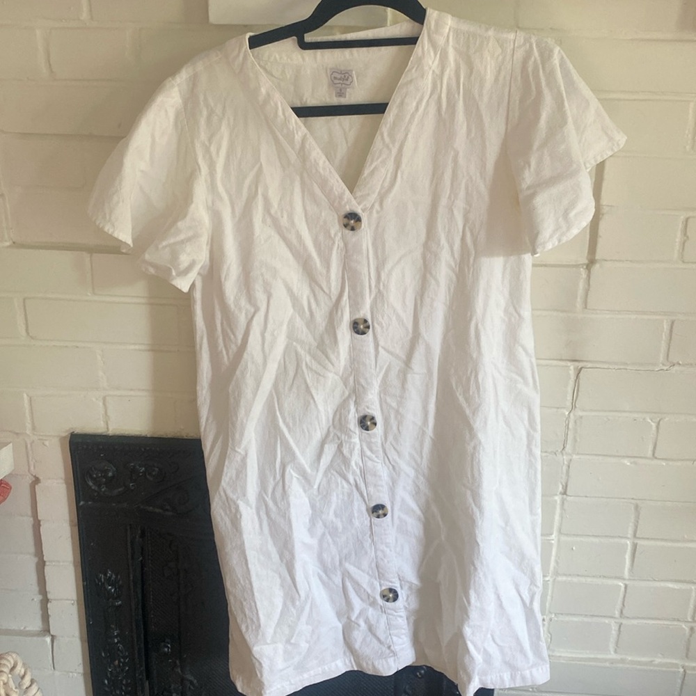 White Mudpie shirt dress with flutter sleeves